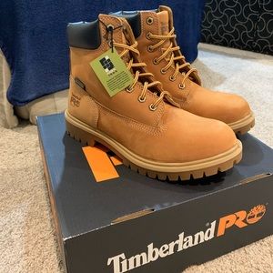 NWT | Brand New Women’s Timberland Pro Steel Toe Boots | Size 8